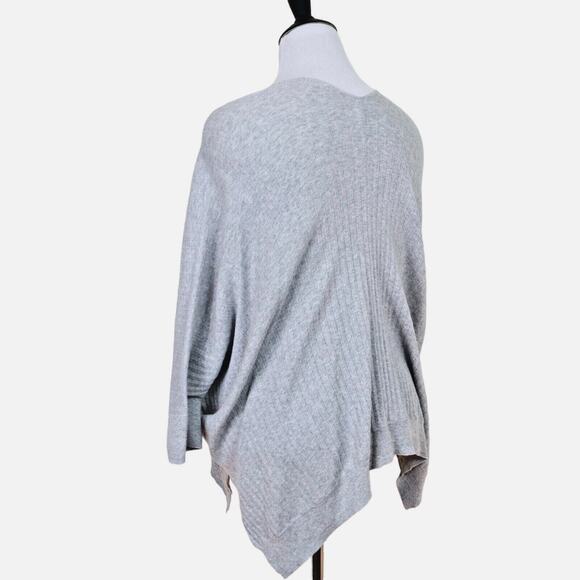 Cabi Size M Watson Pullover Sweater 5451 Double V Neck Light Gray - Picture 4 of 10